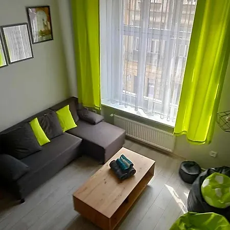 Discover Cracow Aparthostel Hostel Krakov