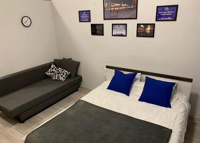 Discover Cracow Aparthostel קרקוב