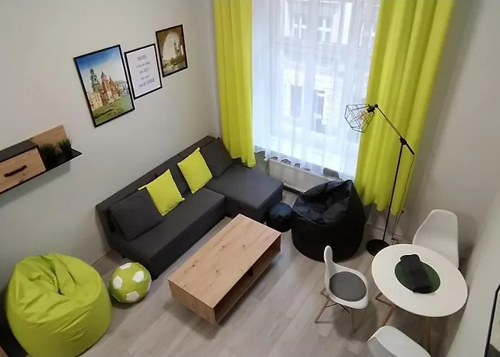 אכסניה Discover Cracow Aparthostel קרקוב