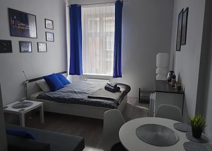 Discover Cracow Aparthostel * קרקוב