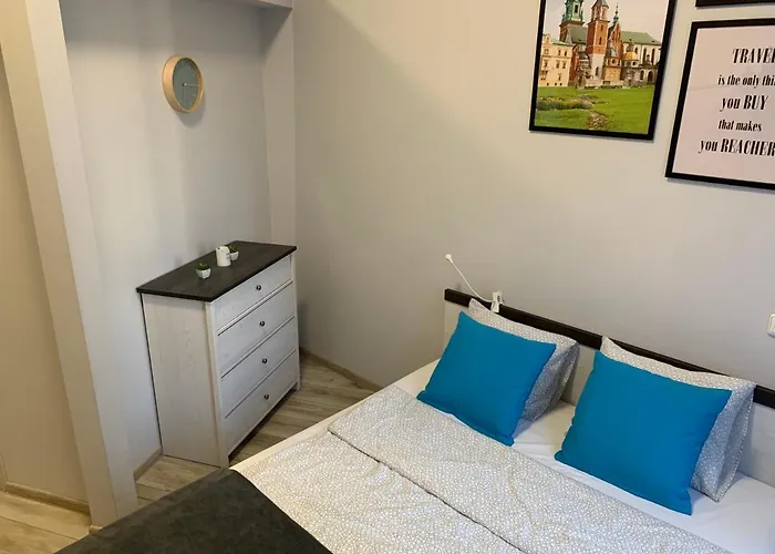 Discover Cracow Aparthostel كراكوفيا