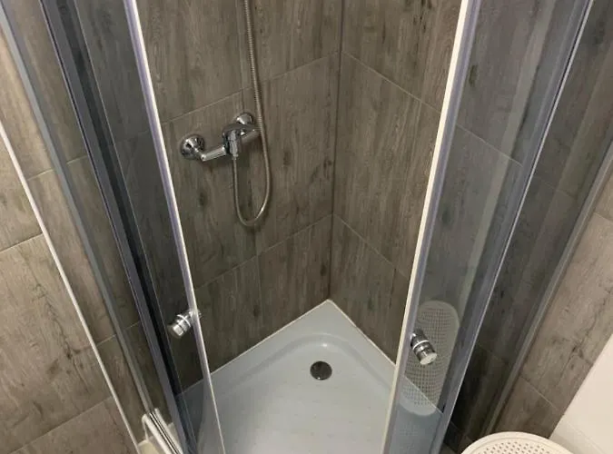 Discover Cracow Aparthostel بيت شباب